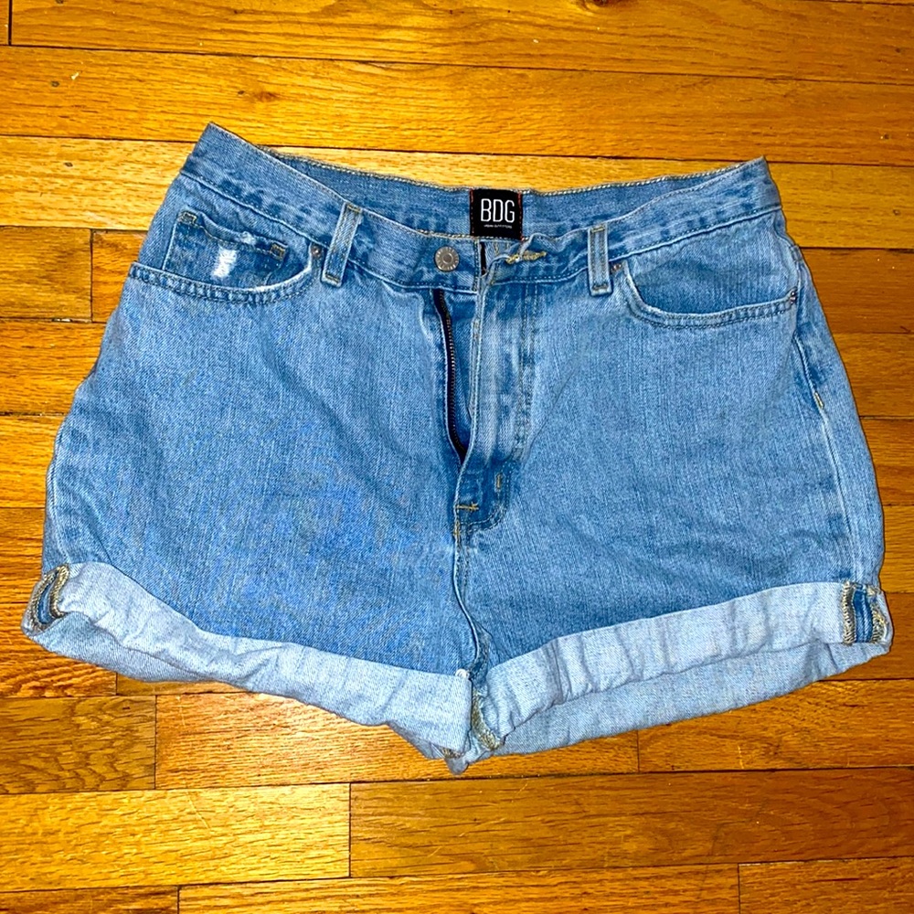 BDG high rise size 31 shorts